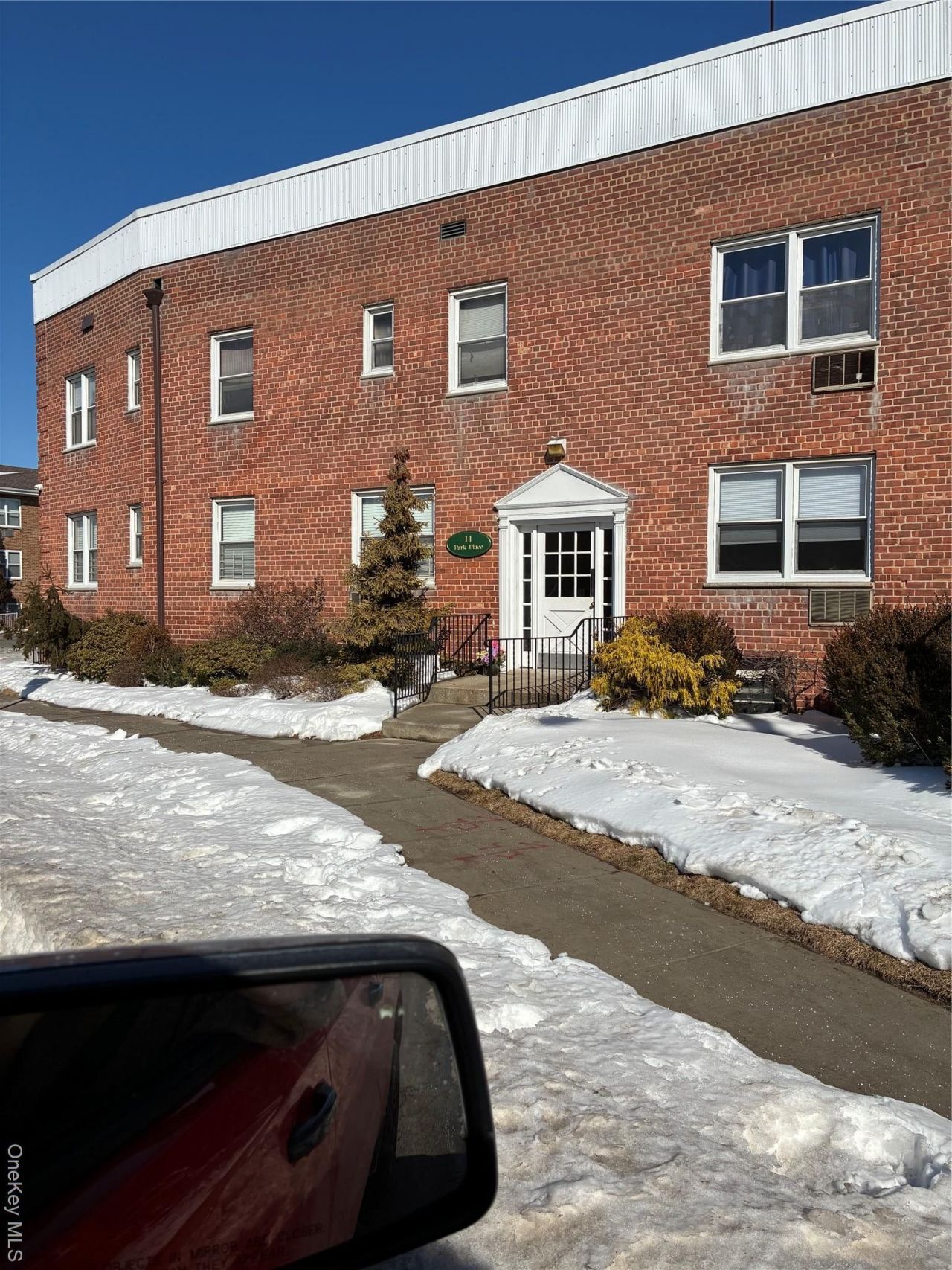 11 park place  Rockville Centre, NY 11570