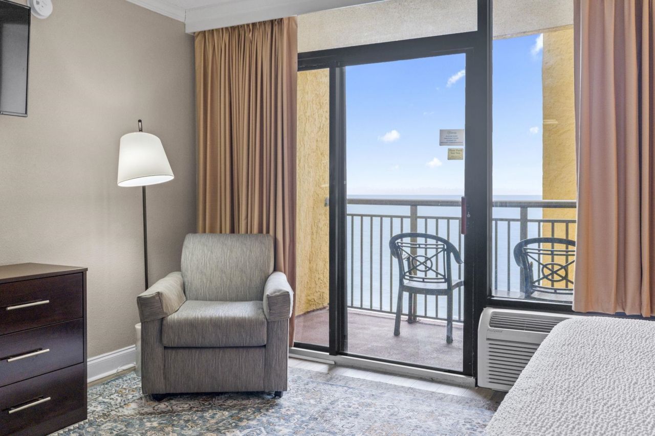 6900 N Ocean Blvd. Photo 17