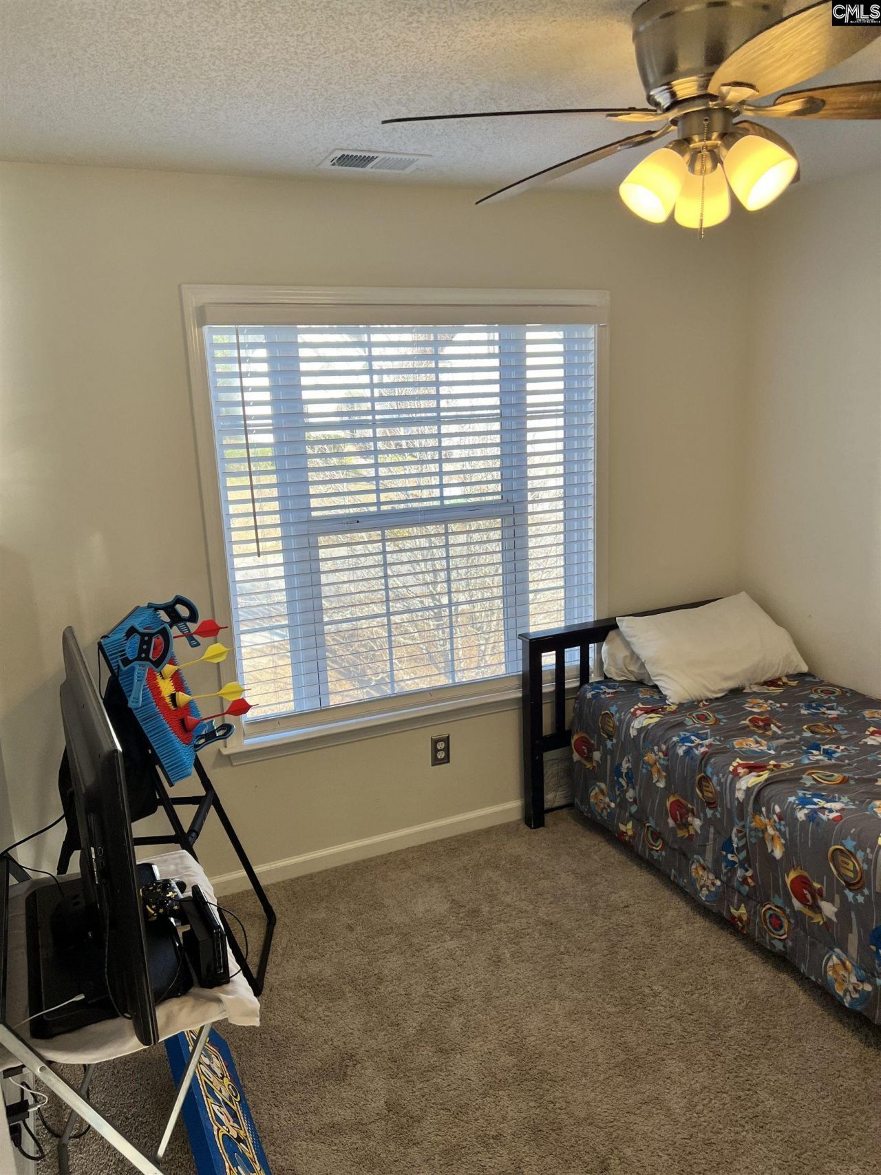 129 Summer Pines Drive  Photo 16