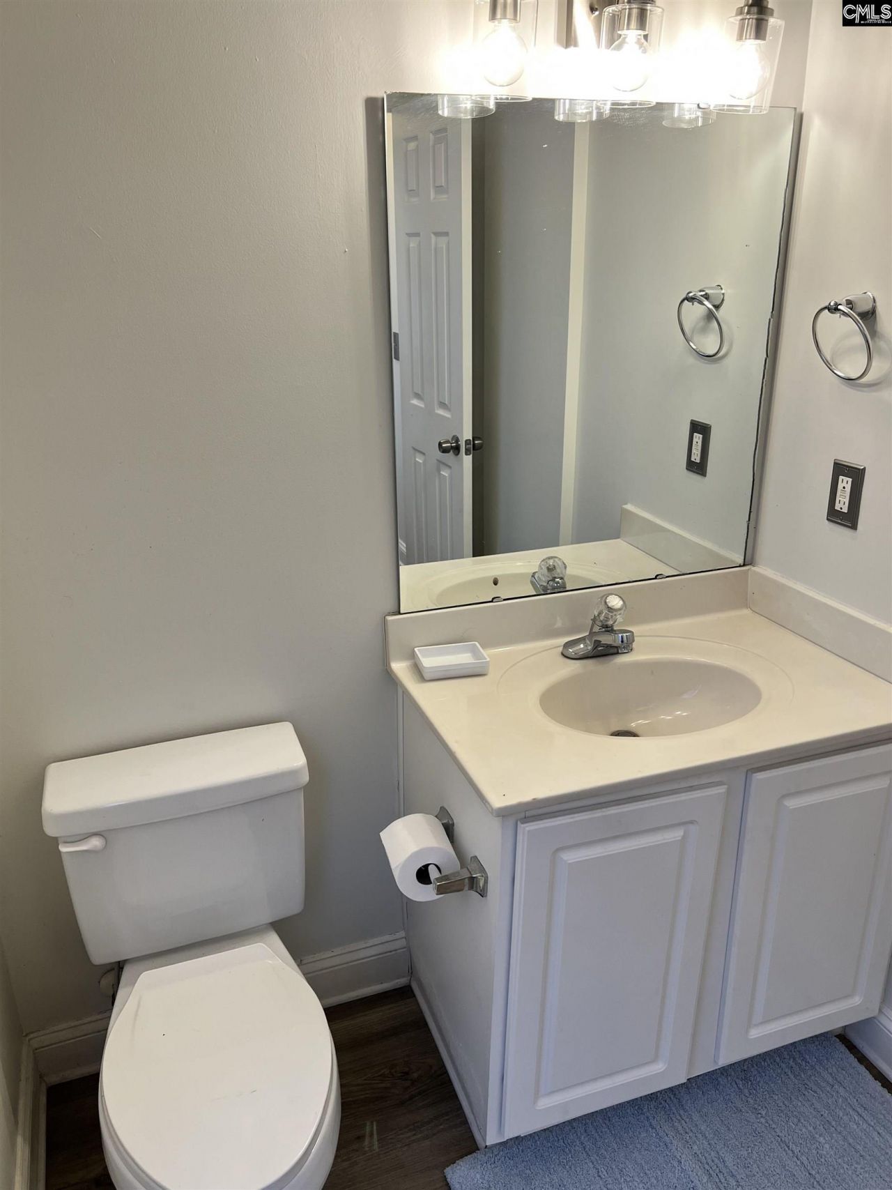 129 Summer Pines Drive  Photo 9