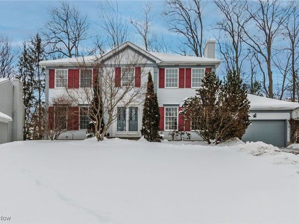 13455 Tradewinds Drive, Strongsville, OH 44136