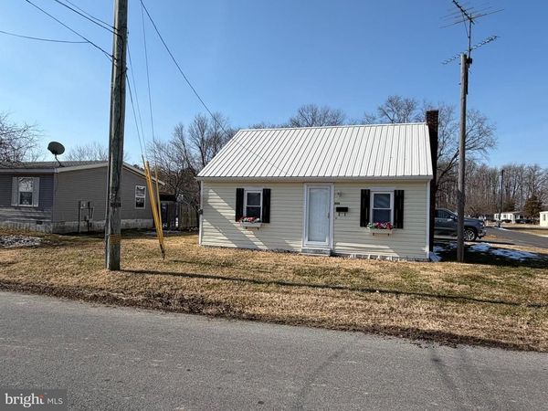 200 S DIXIE STREET, GREENWOOD, DE 19950