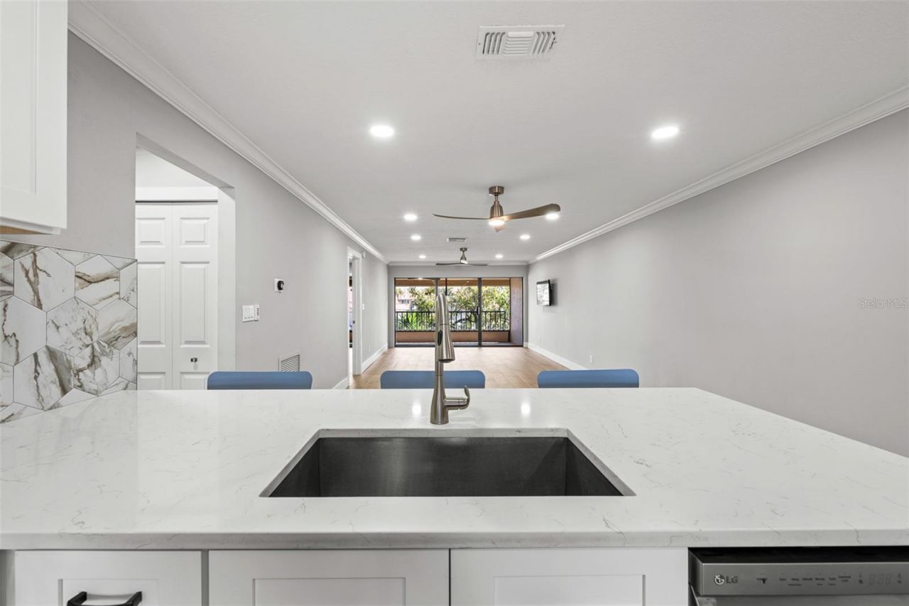 4720 Brittany Drive S, Unit 139, Saint Petersburg, FL 33715 Photo