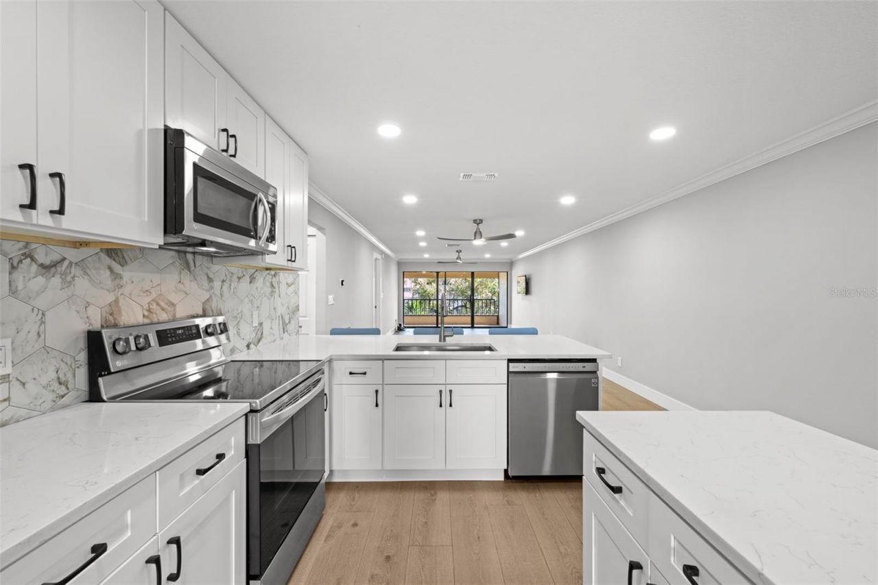 4720 Brittany Drive S, Unit 139, Saint Petersburg, FL 33715 Photo