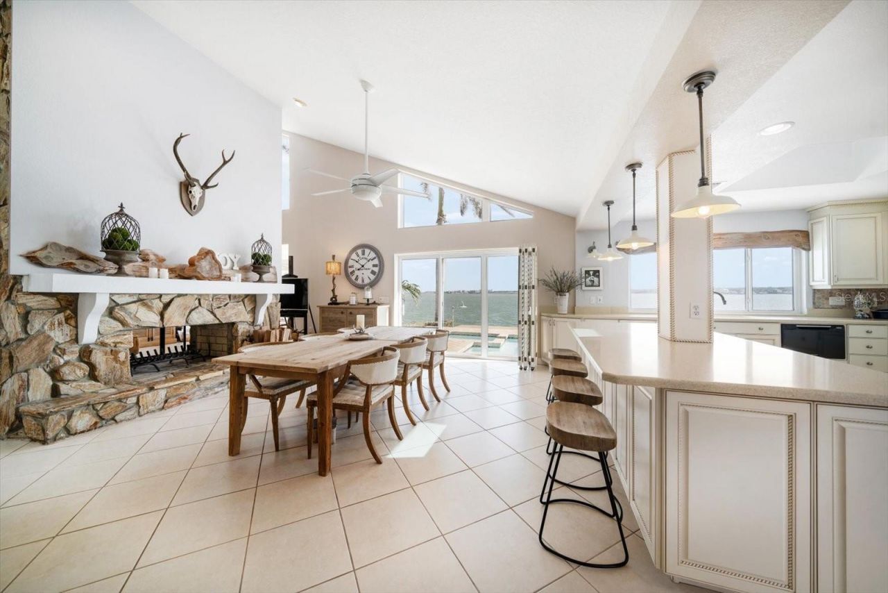 447 22nd Street, Belleair Beach, FL 33786 Photo