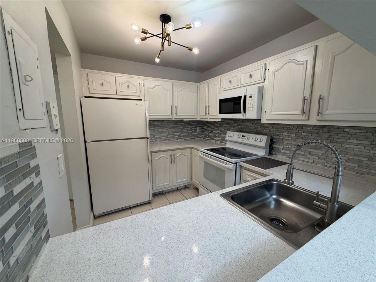 13685 NE 10th Ave, Unit 210, North Miami, FL 33161 Photo