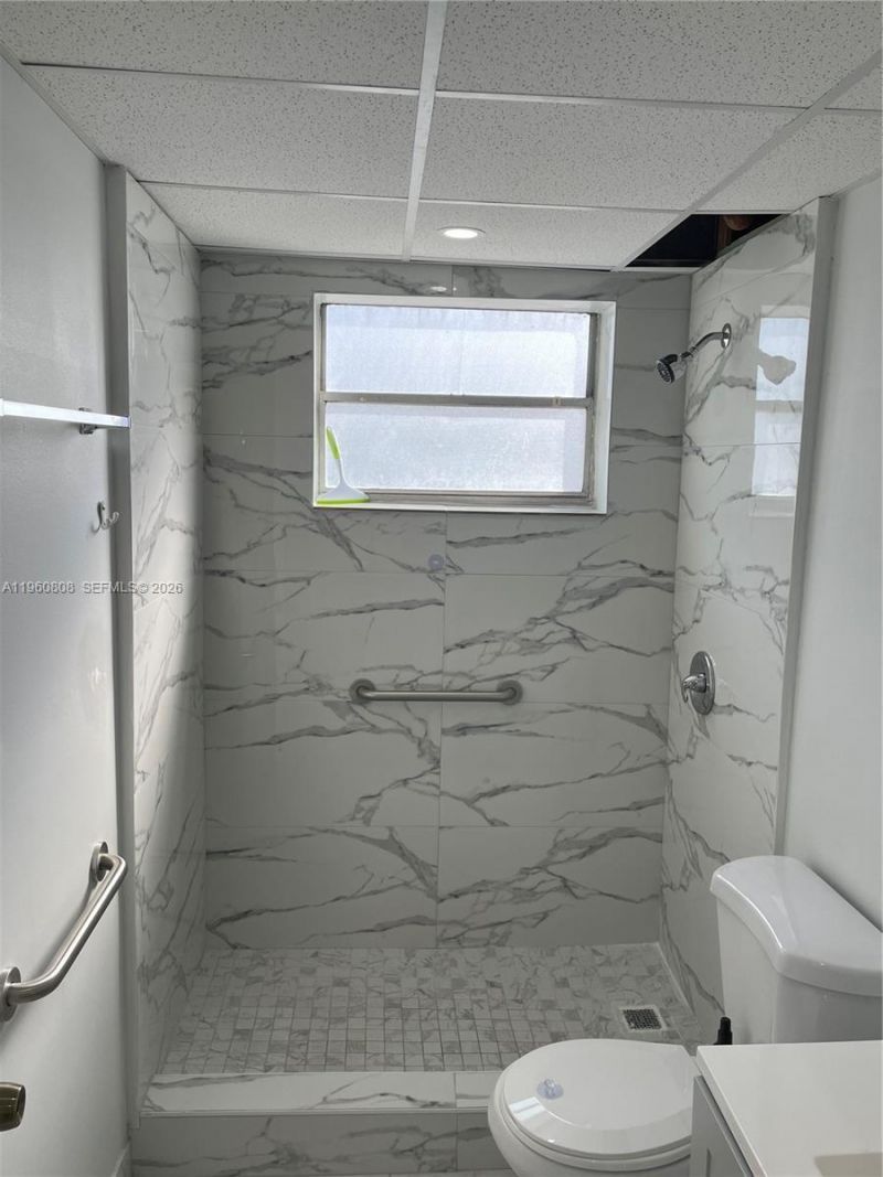 13685 NE 10th Ave, Unit 210, North Miami, FL 33161 Photo