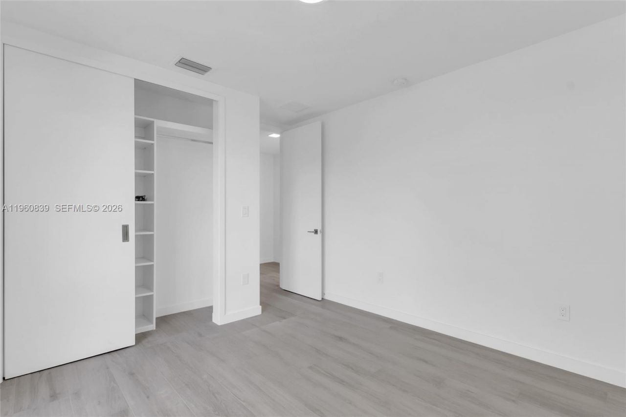 3204 Plaza St, Miami, FL 33133 Photo