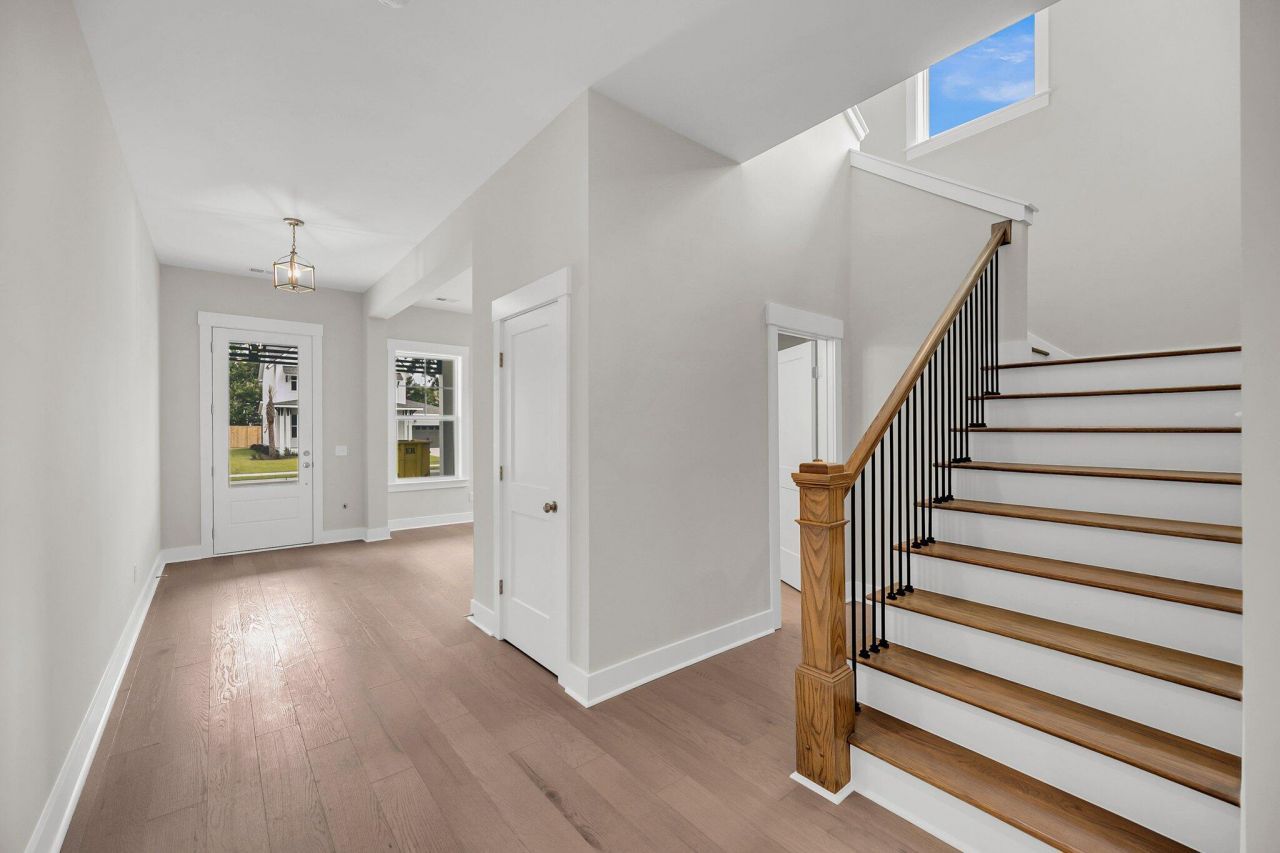 541 Spiral Ramp Court Photo 11