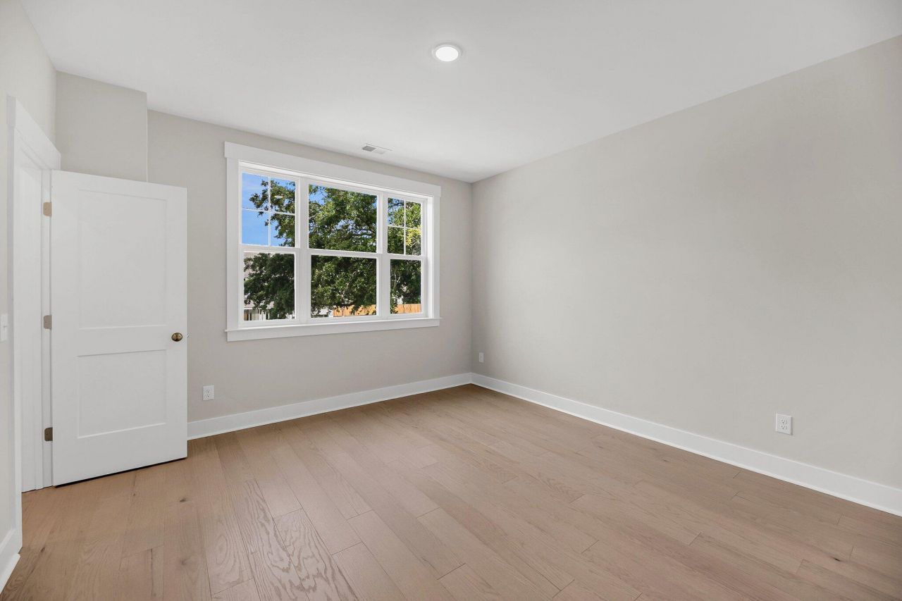 541 Spiral Ramp Court Photo 25