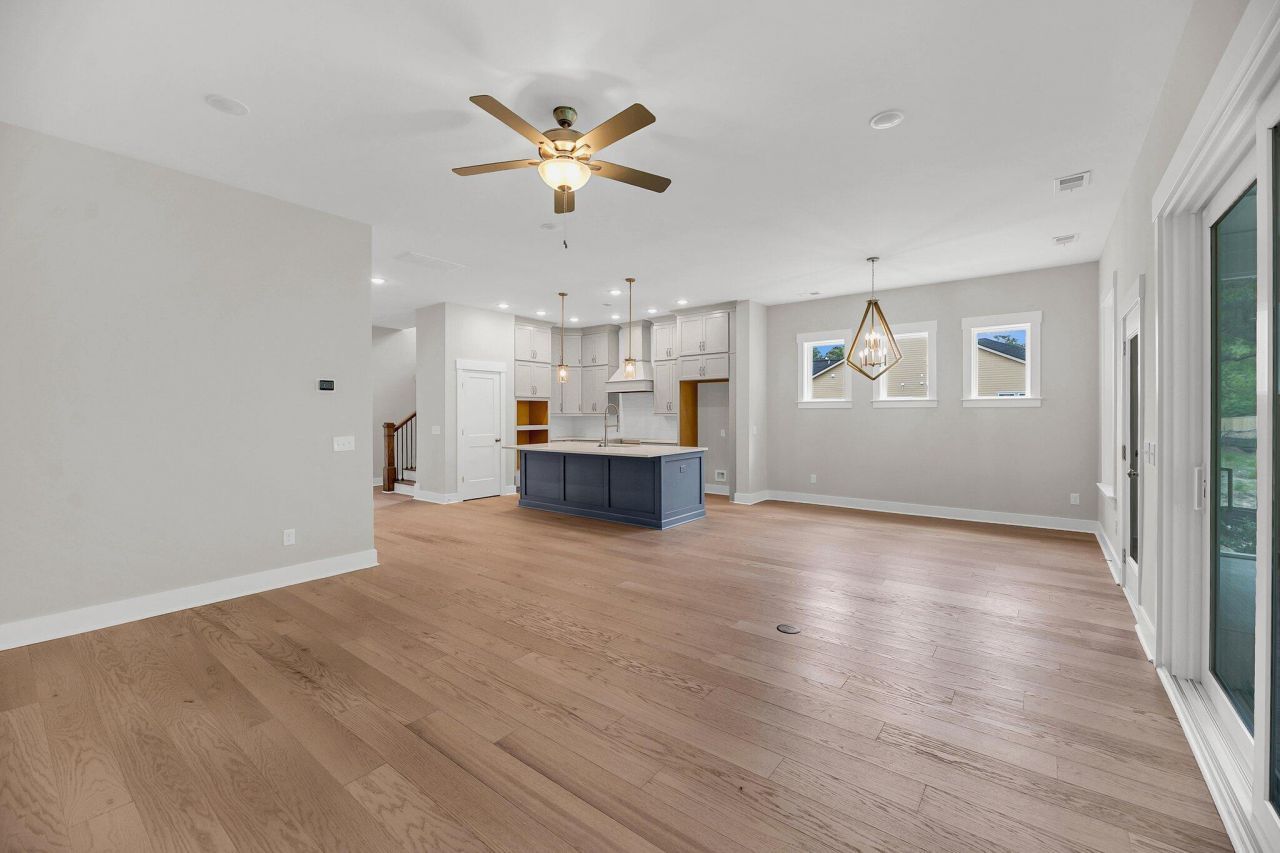 541 Spiral Ramp Court Photo 5