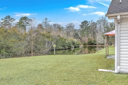 5201 Pomfret Street photo 4