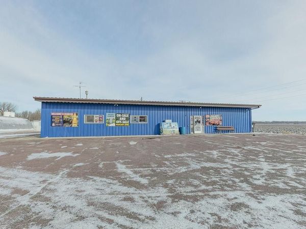 100 Jackson St. , Okabena, MN 56161