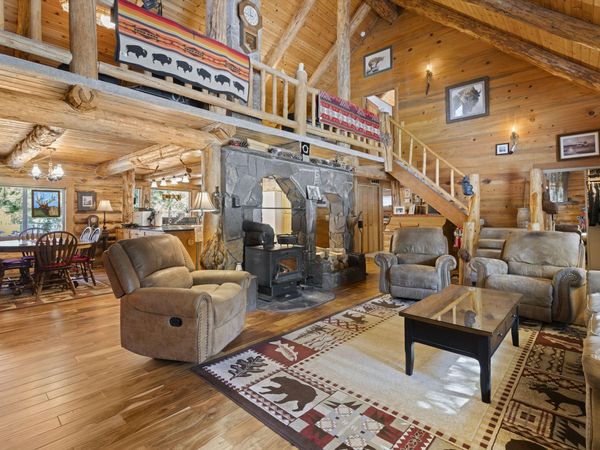 140643 Kamloop Lane, Gilchrist, OR 97737