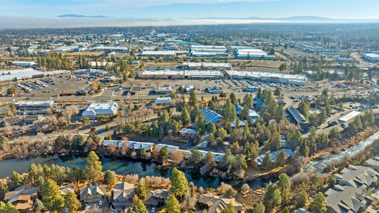 3105 O. B. Riley Road, Bend, OR 97703 Main Photo