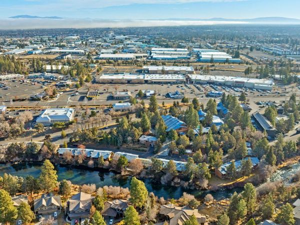 3105 O. B. Riley Road, Bend, OR 97703