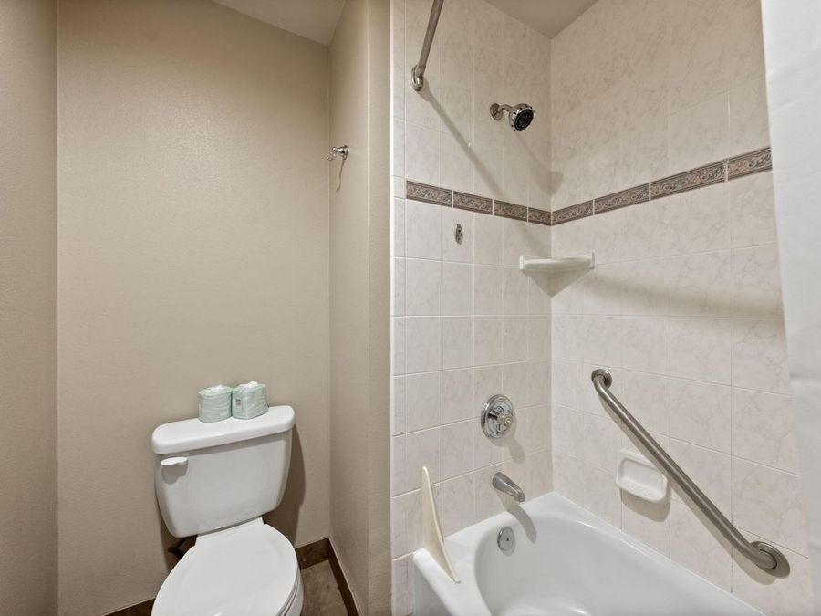 Property Image 138