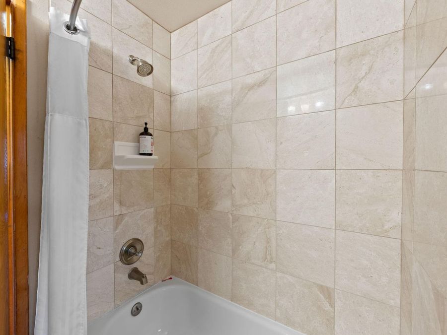 Property Image 148