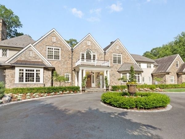 4 Rainetree Rdg, Mendham, NJ 07931