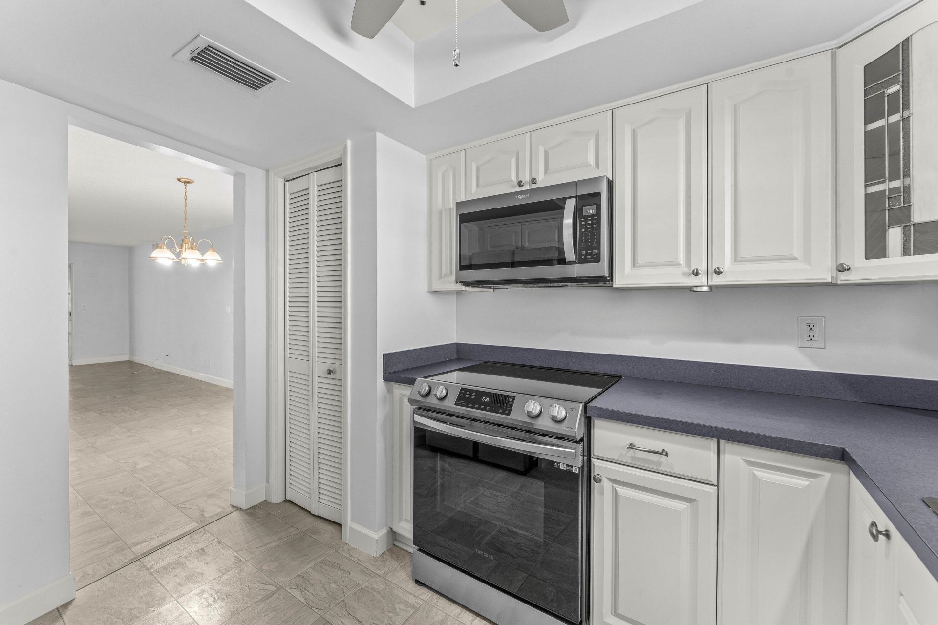 124 Shore Court, Unit 303, North Palm Beach, FL 33408 Photo