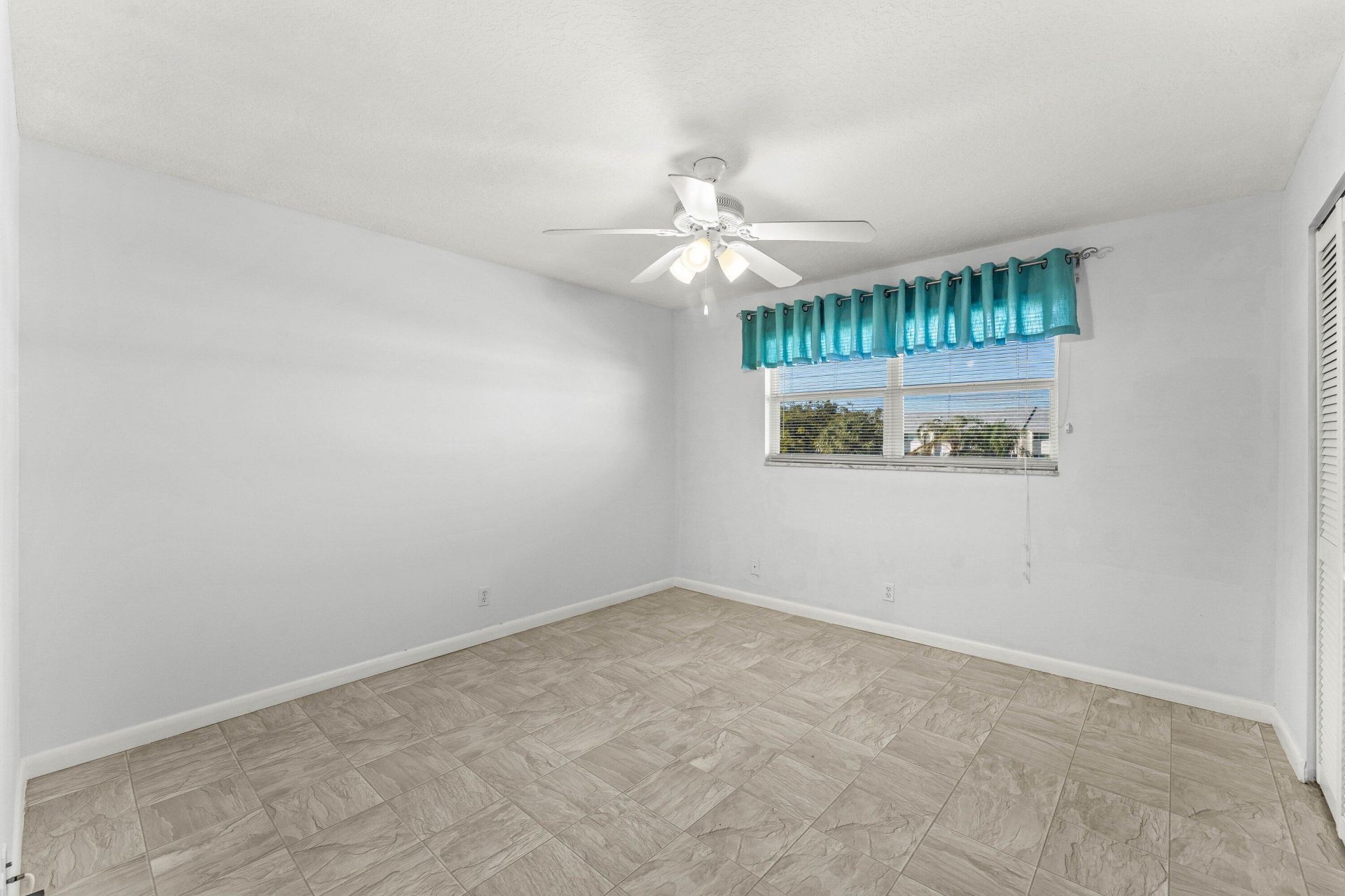 124 Shore Court, Unit 303, North Palm Beach, FL 33408 Photo