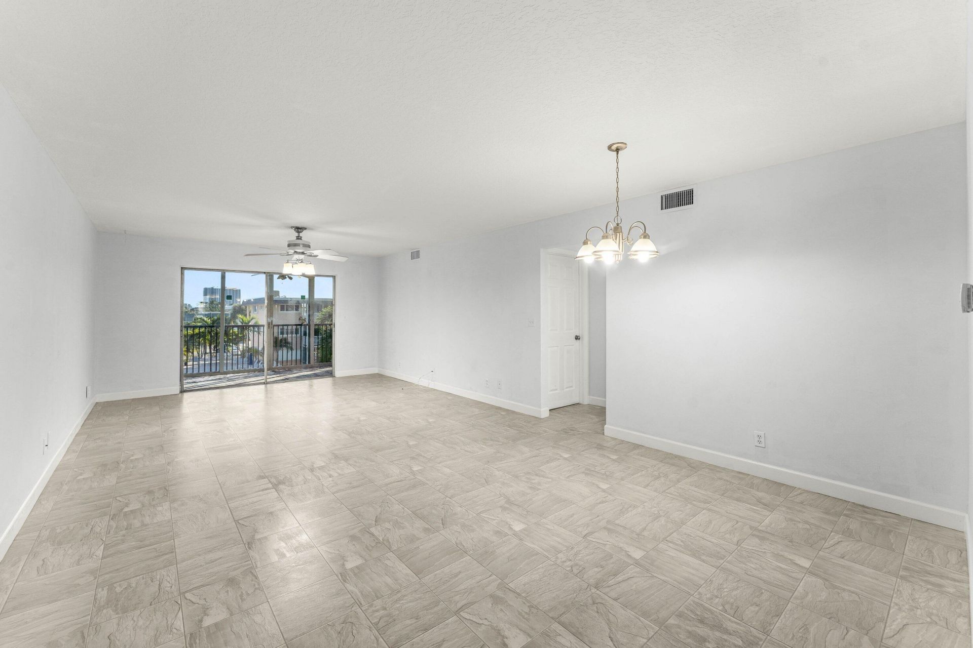124 Shore Court, Unit 303, North Palm Beach, FL 33408 Photo