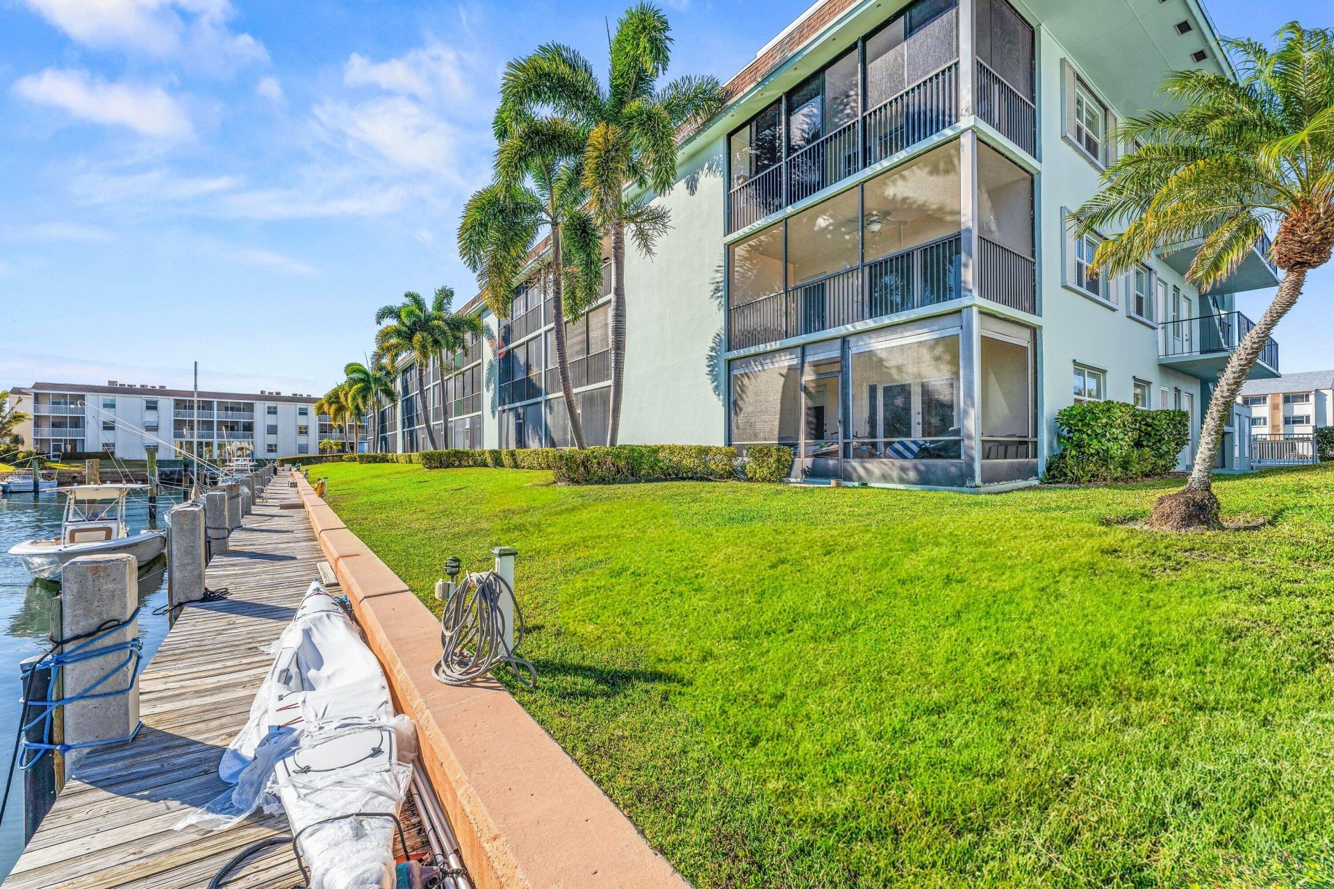 124 Shore Court, Unit 303, North Palm Beach, FL 33408 Photo