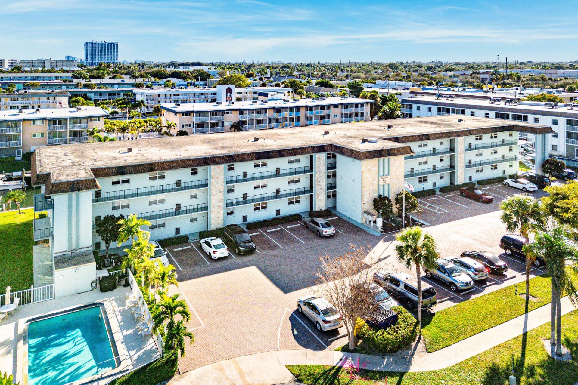 124 Shore Court, Unit 303, North Palm Beach, FL 33408 Photo