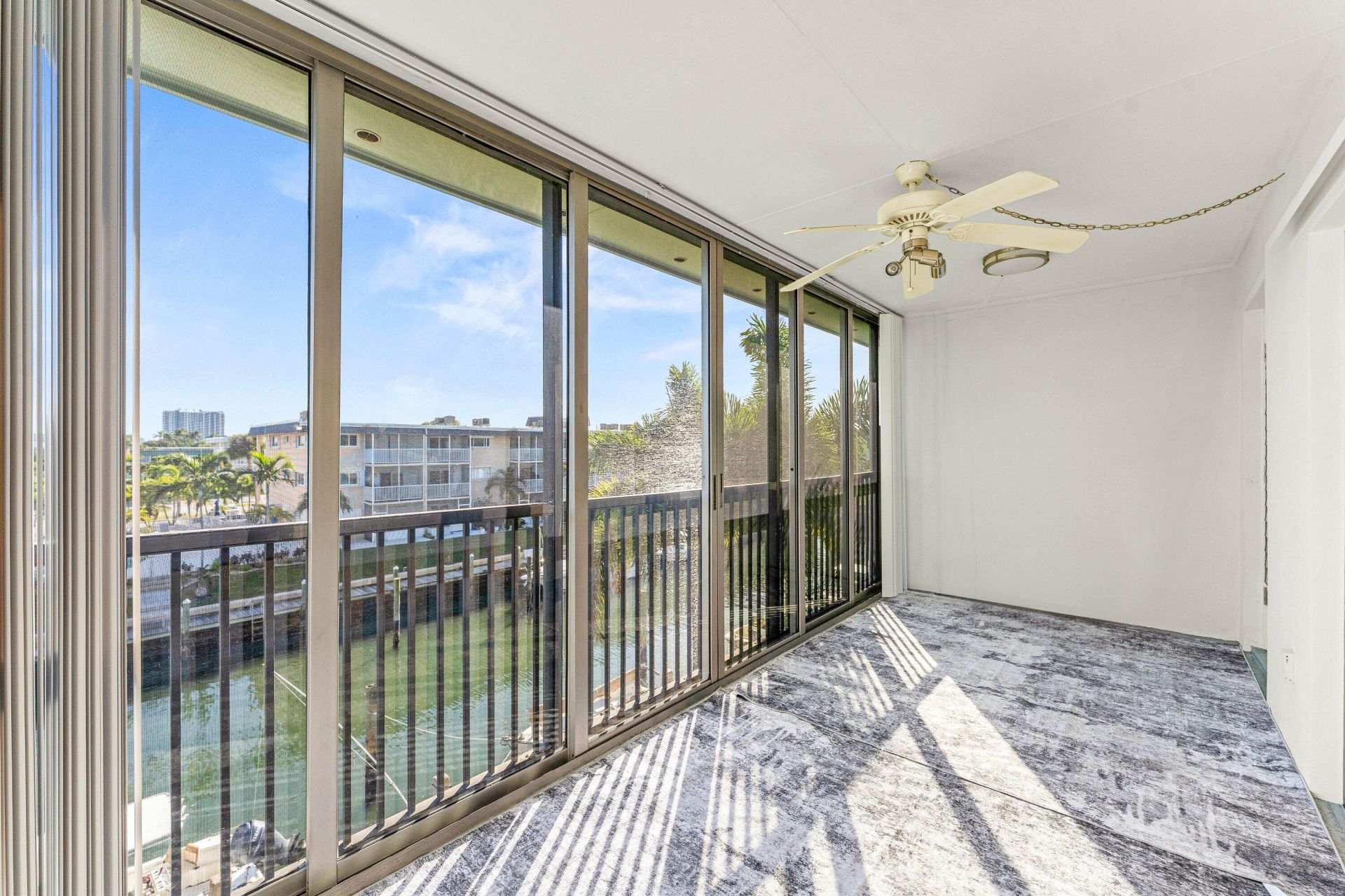 124 Shore Court, Unit 303, North Palm Beach, FL 33408 Photo