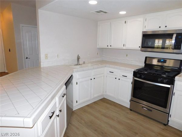 8301 Boseck Drive , Unit 115, Las Vegas, NV 89145