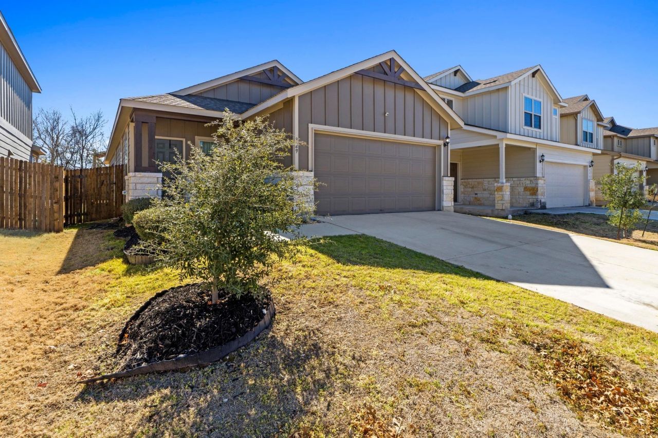 329 La Dera Dr, Liberty Hill, TX 78642 Main Photo