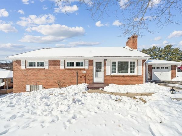 560 Simpson Howell Rd, Elizabeth, PA 15037