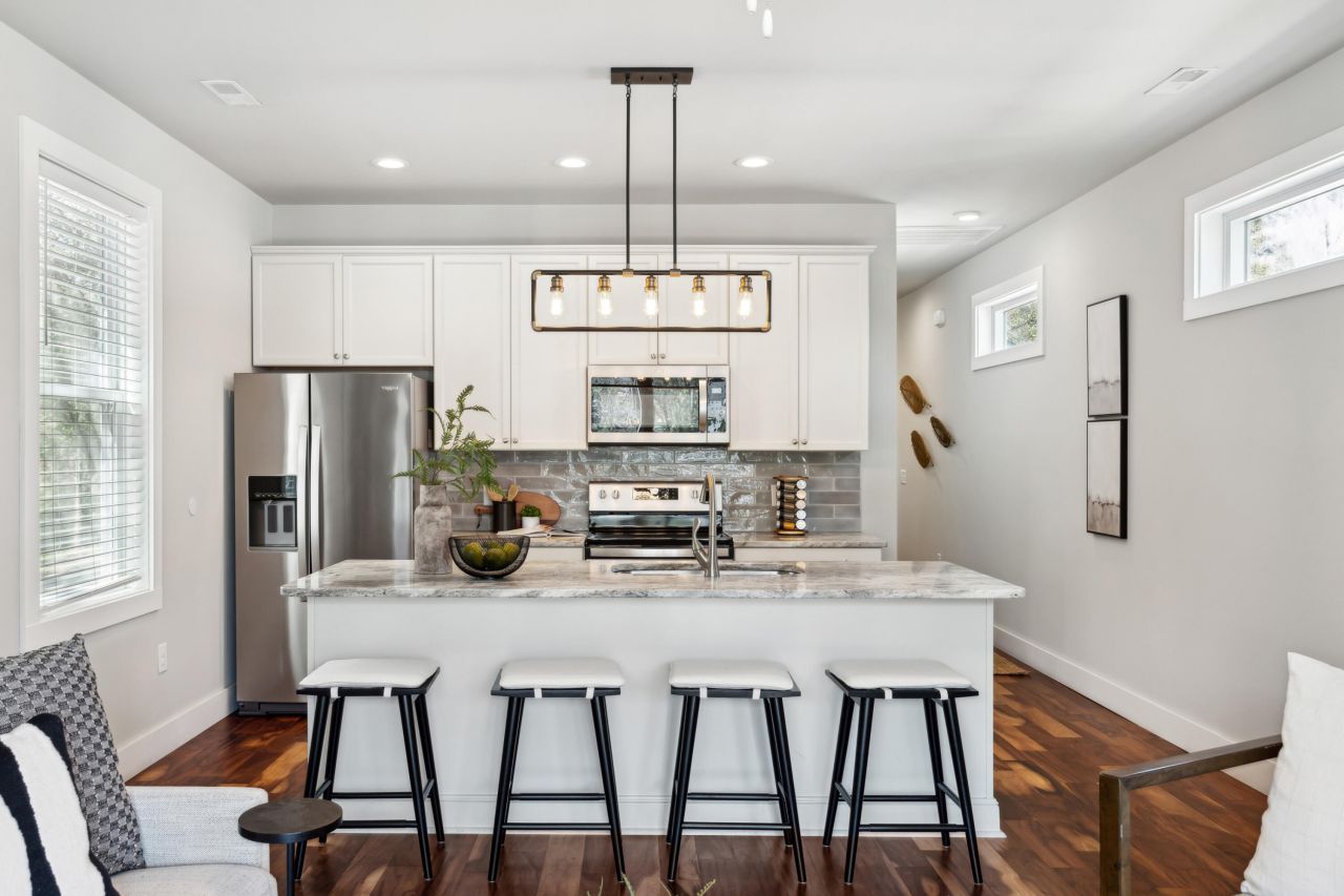 1981 Central Park Road Photo 16