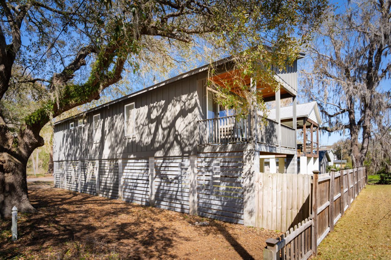 1981 Central Park Road Photo 29