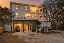 1527 Macoma Drive photo 4