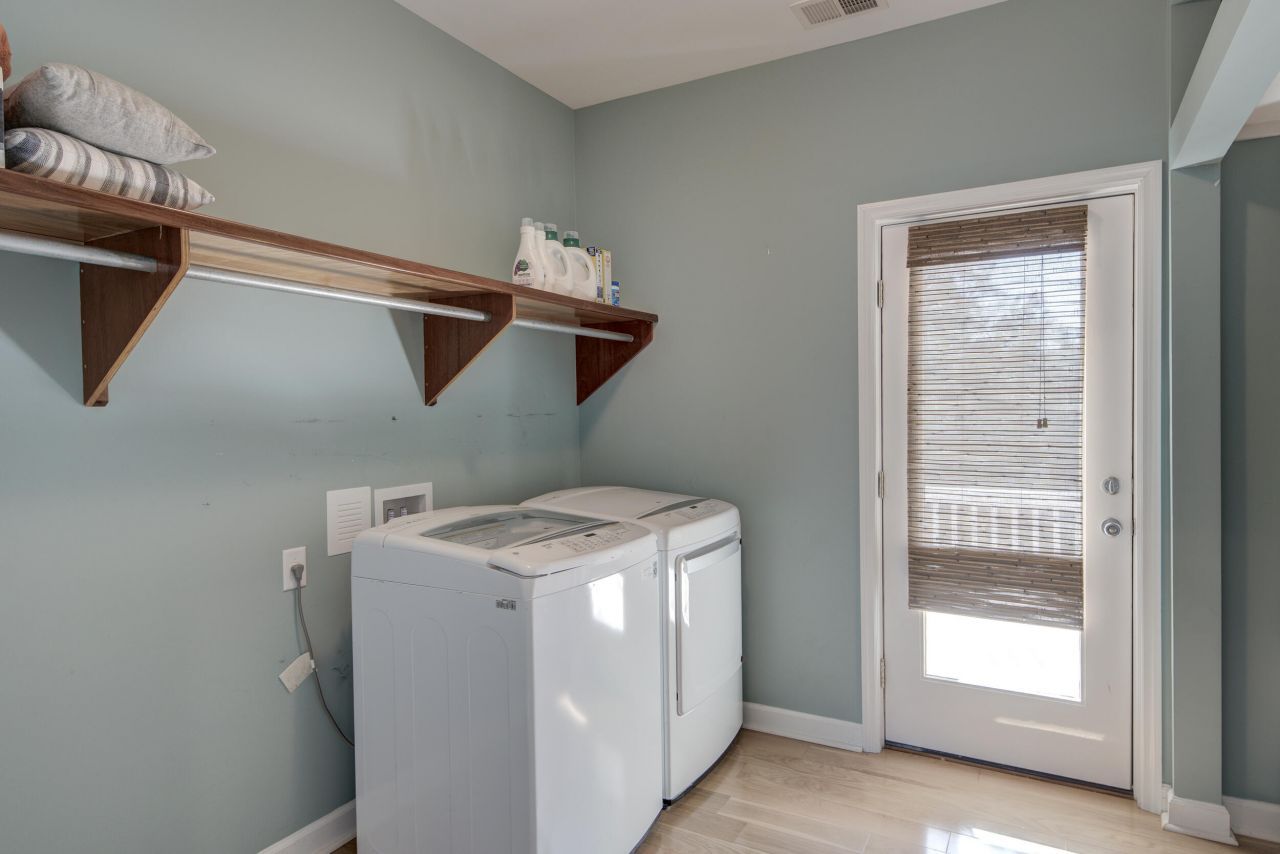 1527 Macoma Drive Photo 24