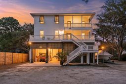 1527 Macoma Drive photo 4