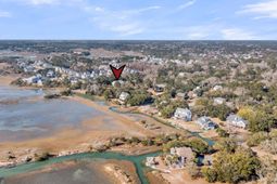 1527 Macoma Drive photo 4