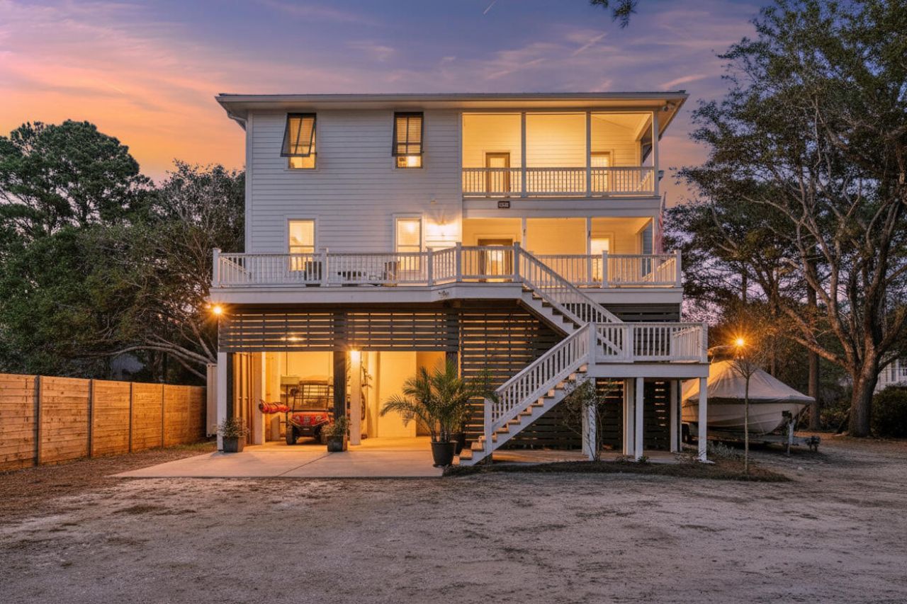 1527 Macoma Drive Photo 6