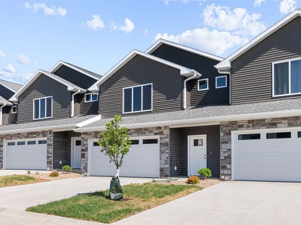 2306 Water Tower PL, North Liberty, IA 52317