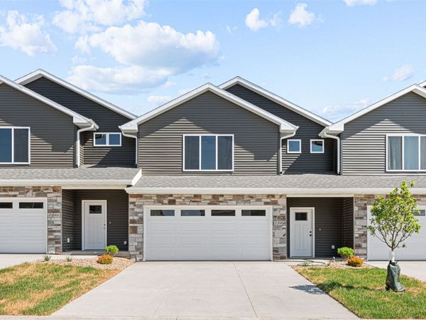 2312 Water Tower PL, North Liberty, IA 52317