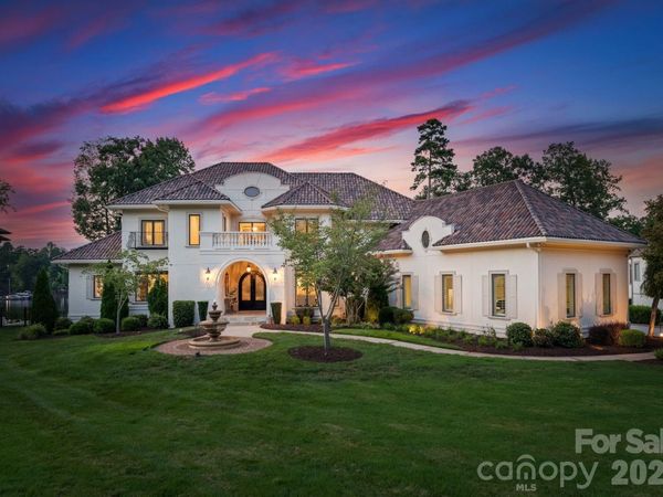 124 Lightship Drive, Mooresville, NC 28117