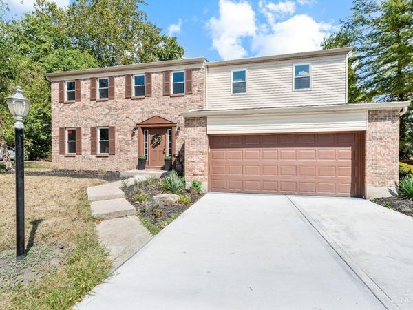 9956 Morgans Trace Drive, Loveland, OH 45140