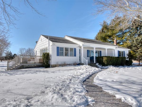 5845 E Bridge Lane NE, Cutchogue, NY 11935