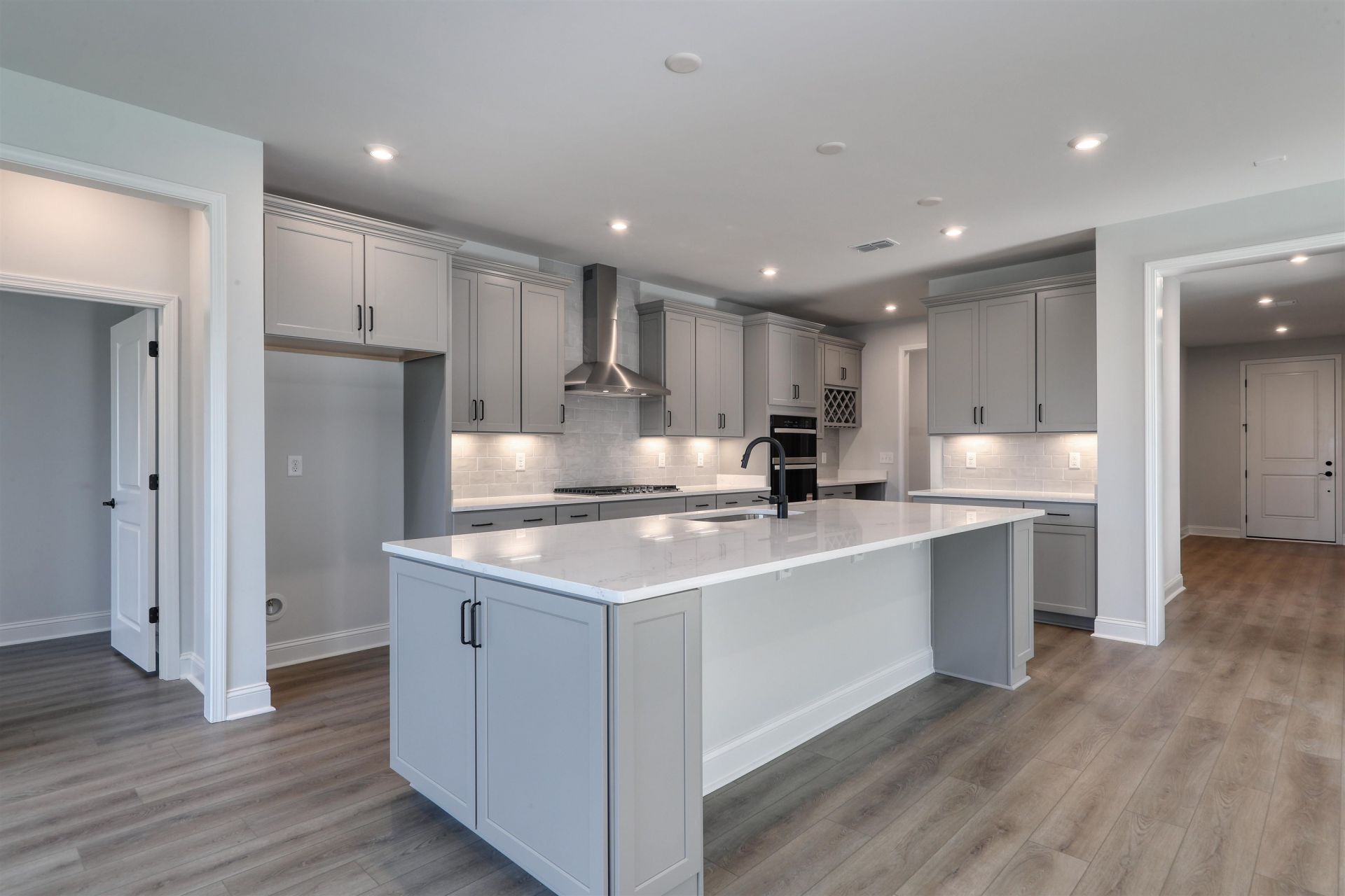 1505 Crested Iris Way Photo 15
