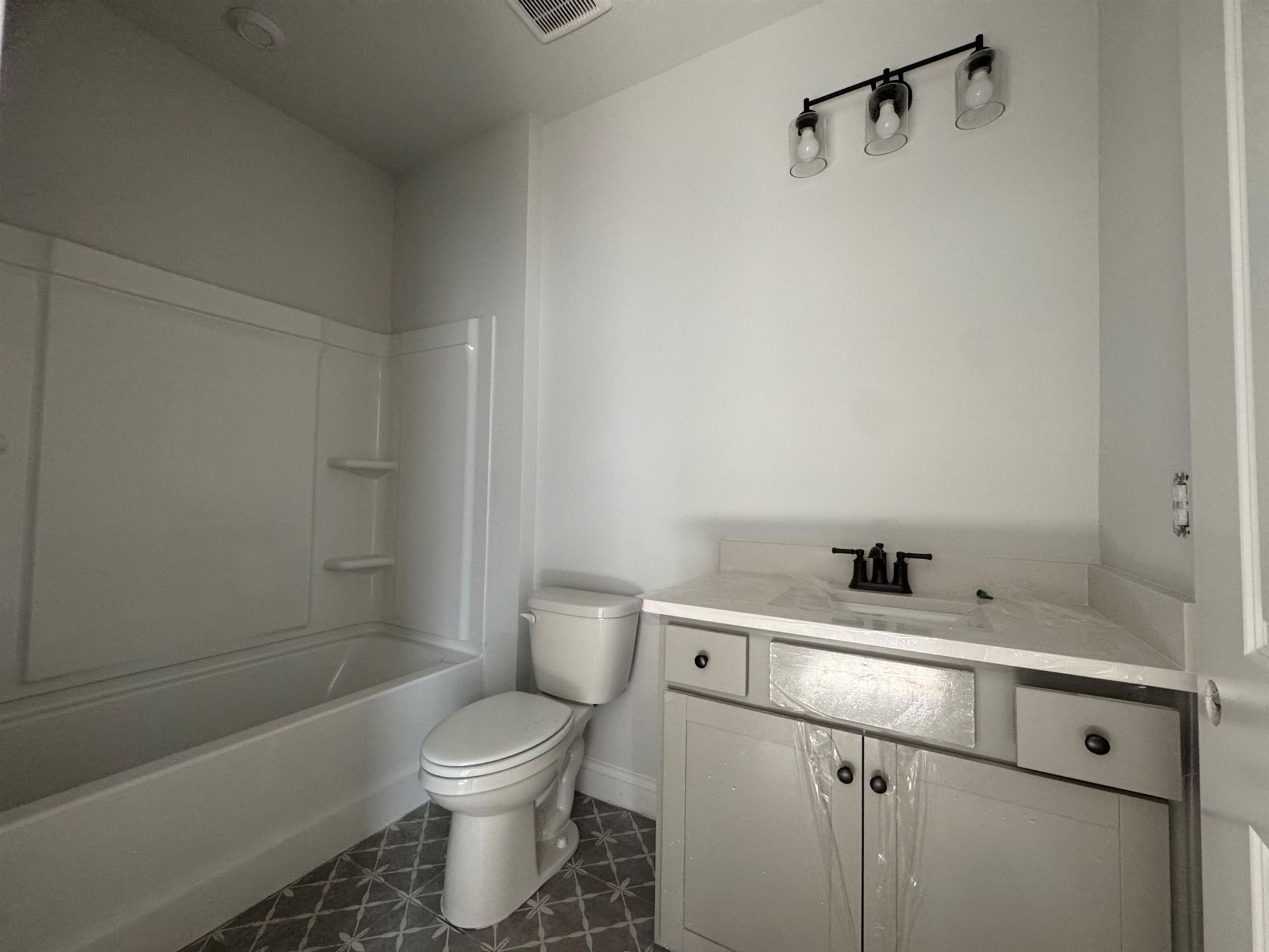 1505 Crested Iris Way Photo 17