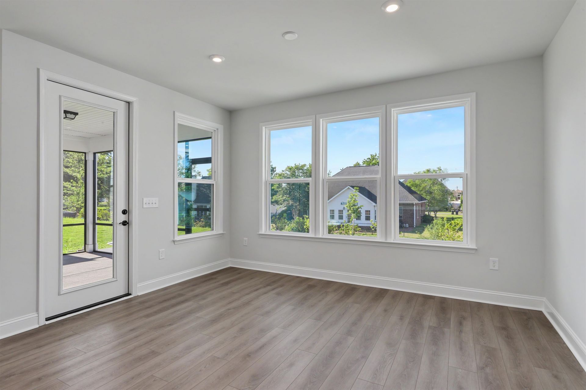 1505 Crested Iris Way Photo 19