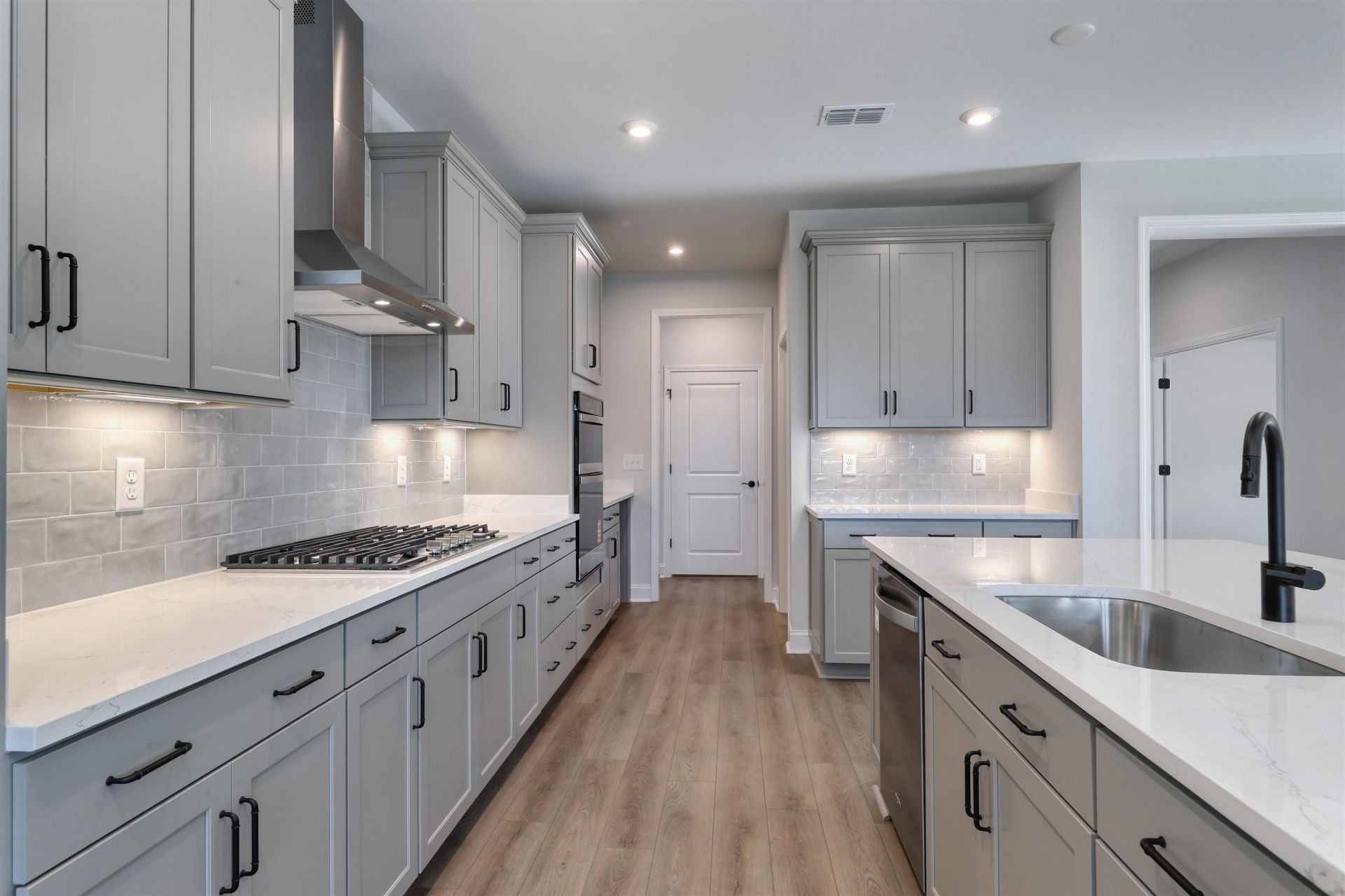 1505 Crested Iris Way Photo 20