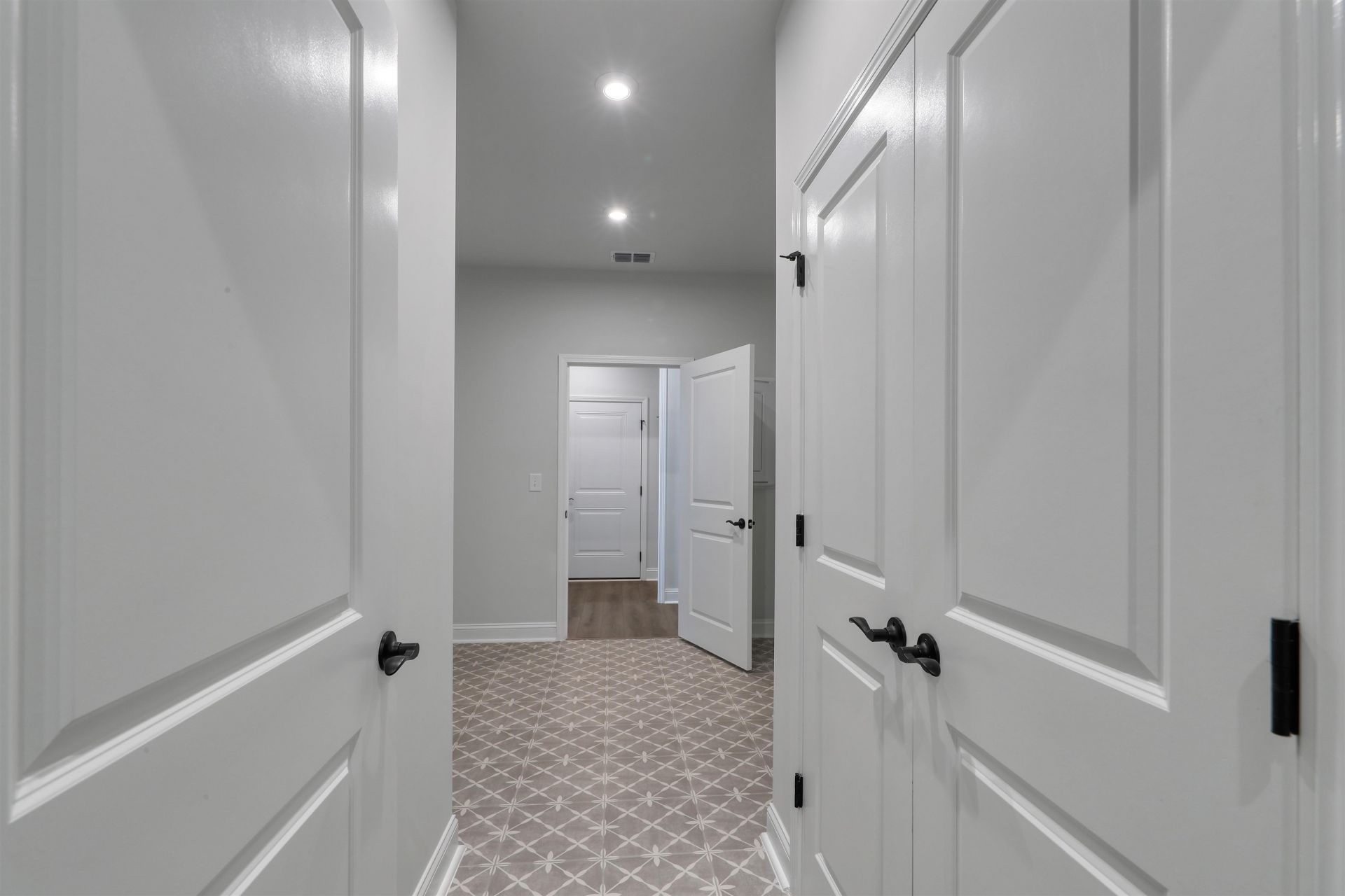 1505 Crested Iris Way Photo 26