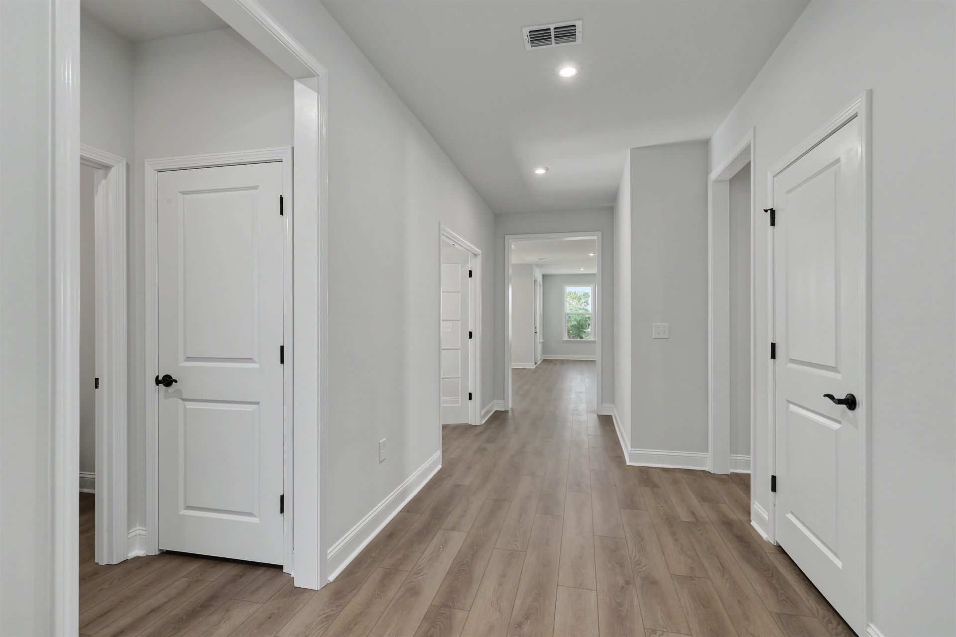 1505 Crested Iris Way Photo 4